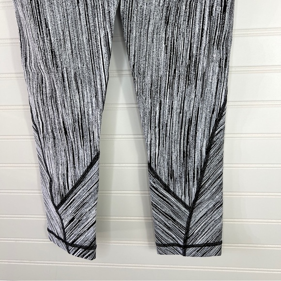 VIMMIA Womens Black White Athletic Leggings Pants Sz XS Workout Gym Yoga - Picture 8 of 9